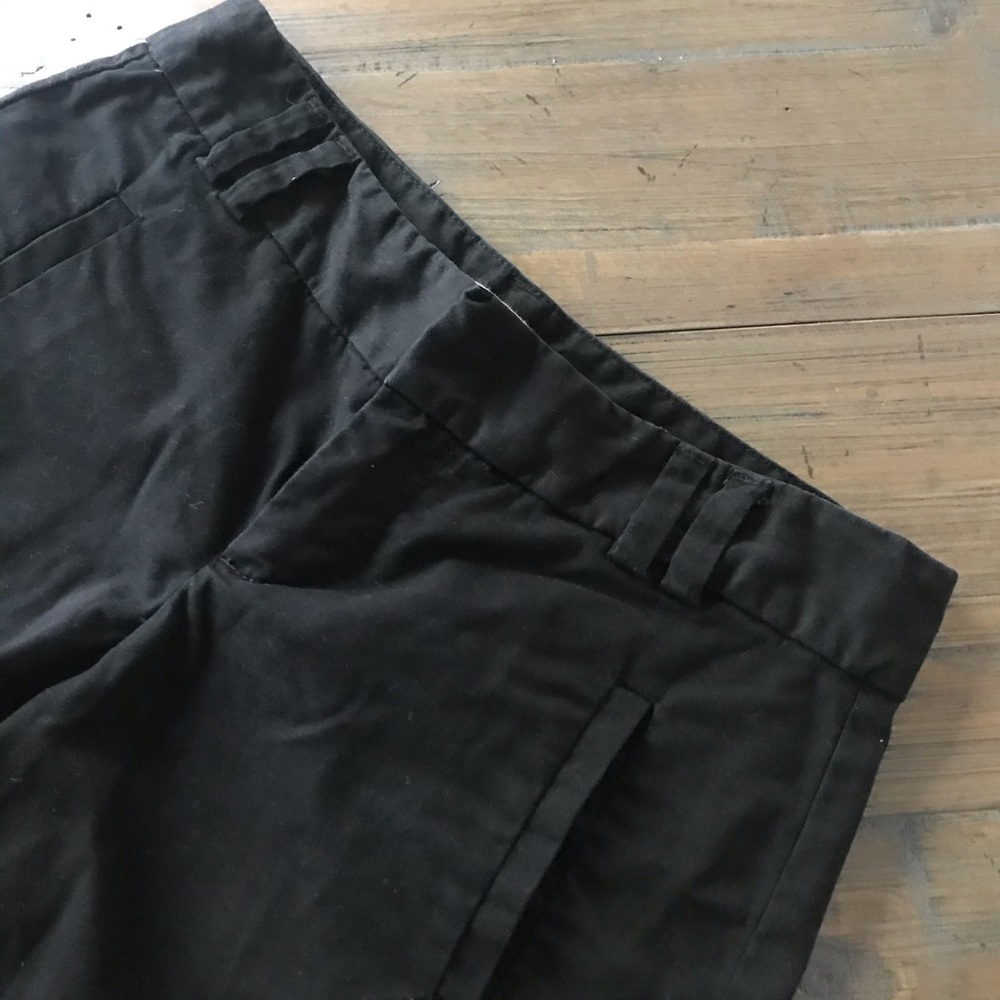 Ann Taylor Loft size 0 black shorts - Picture 2 of 11